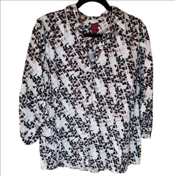 212 Collection Tops - Cute Plus Size Button Down Top Size 2X